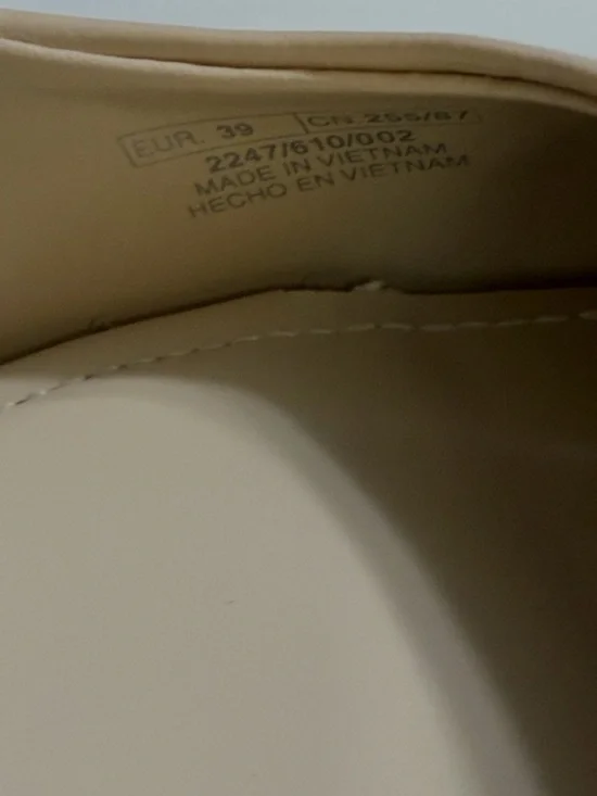 Zara Buckled Slingback Heels Size 39 - Picture 12 of 12